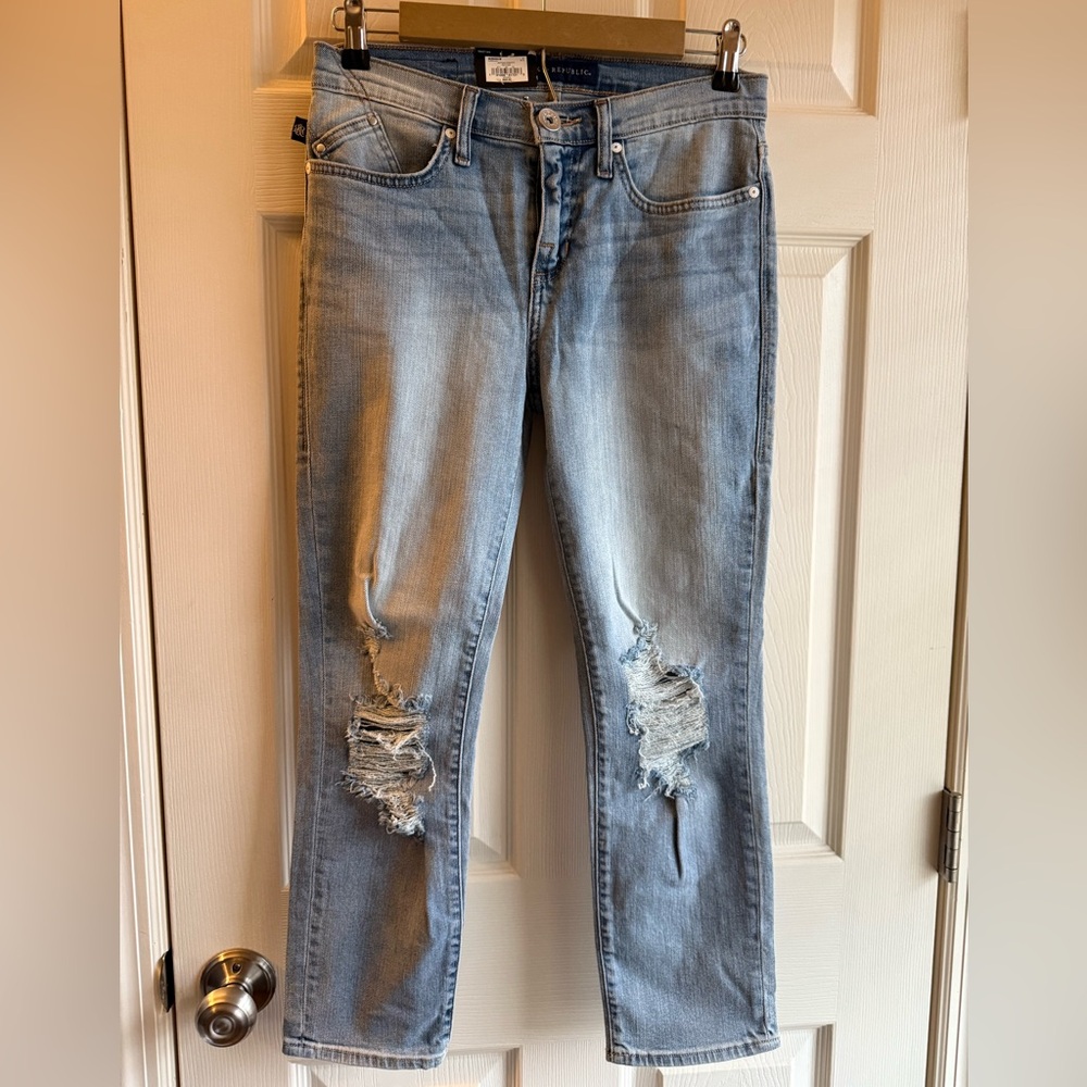 NWT Rock & Republic Light Blue Distressed Boyfriend Jeans